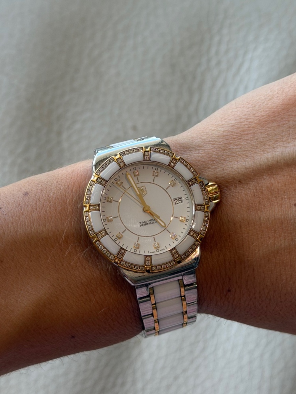 TAG Heuer Formula 1 Lady Diamond & White Ceramic Gold watch (Ref. WAH1221.BB086